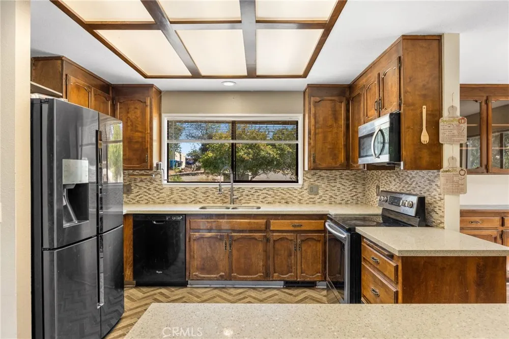 158 Apache Circle Oroville, CA 95966