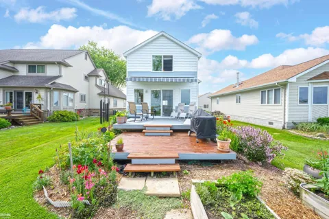 8292 Middle Channel Drive