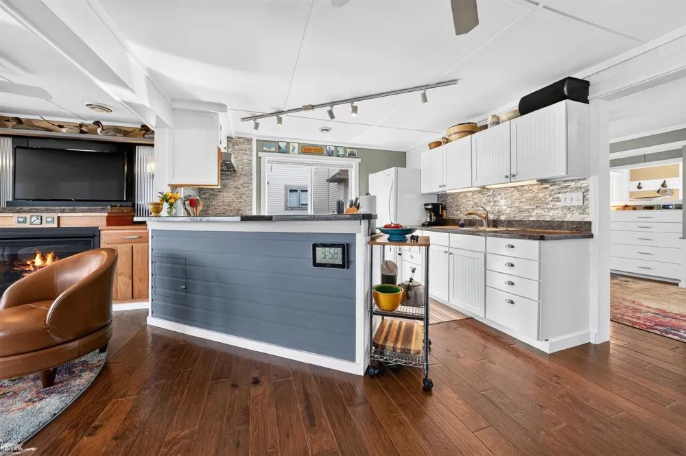 8292 Middle Channel Drive Clay Township, MI 48028