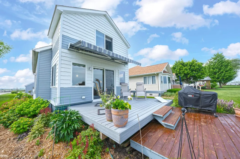 8292 Middle Channel Drive Clay Township, MI 48028