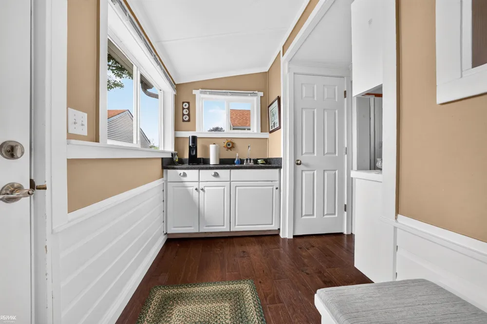 8292 Middle Channel Drive Clay Township, MI 48028