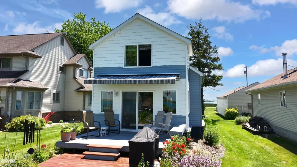 8292 Middle Channel Drive Clay Township, MI 48028