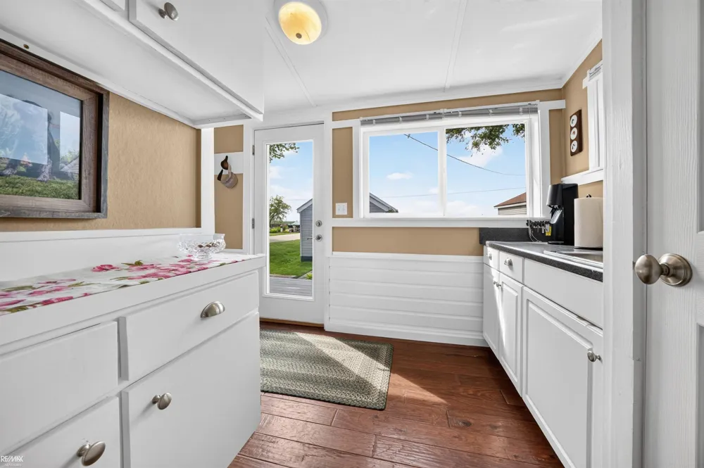 8292 Middle Channel Drive Clay Township, MI 48028