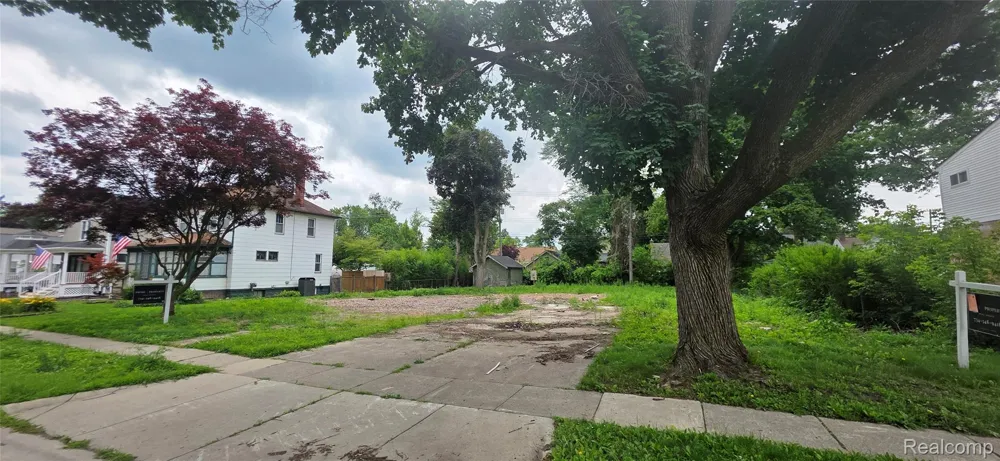 443 Harvey Street Plymouth City, MI 48170