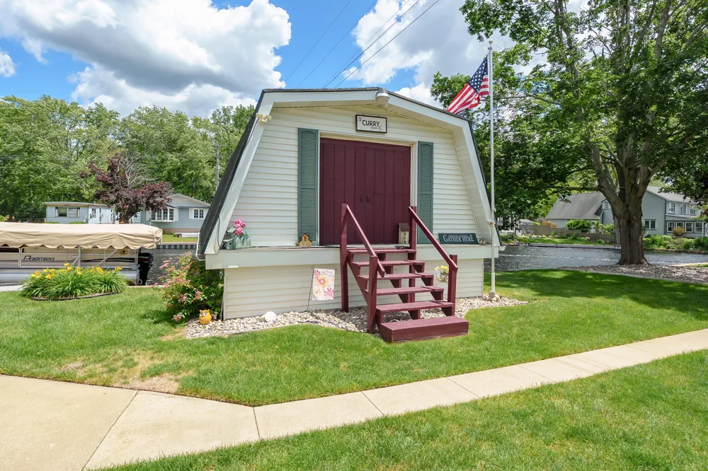 2282 Parker Drive Yankee Springs Township, MI 49348