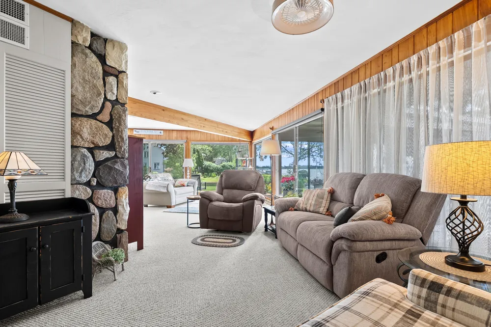 2282 Parker Drive Yankee Springs Township, MI 49348