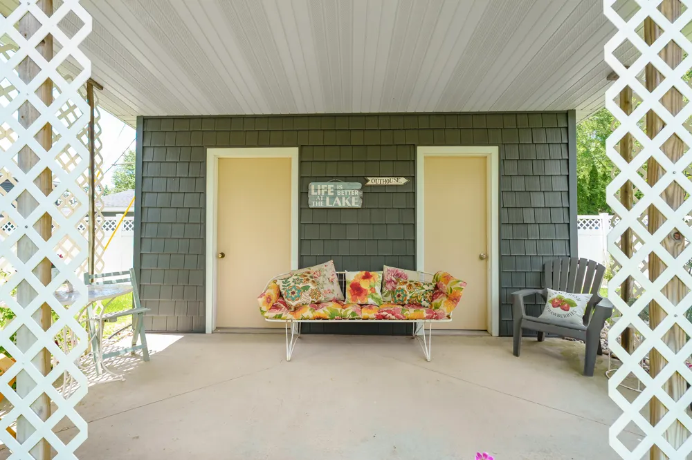 2282 Parker Drive Yankee Springs Township, MI 49348