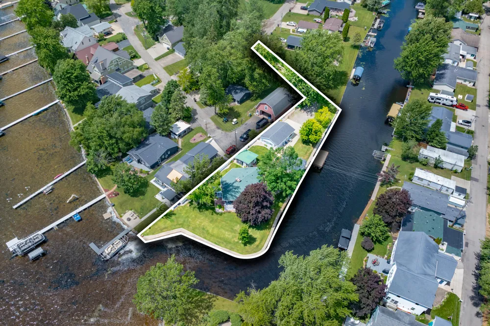 2282 Parker Drive Yankee Springs Township, MI 49348