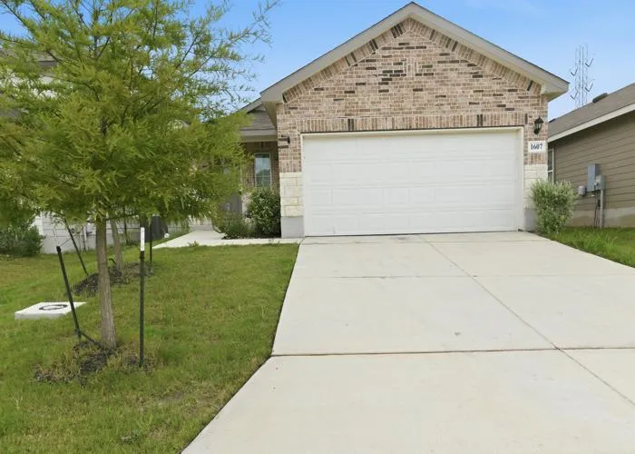 1607 Champagne Oak New Braunfels, TX 78130