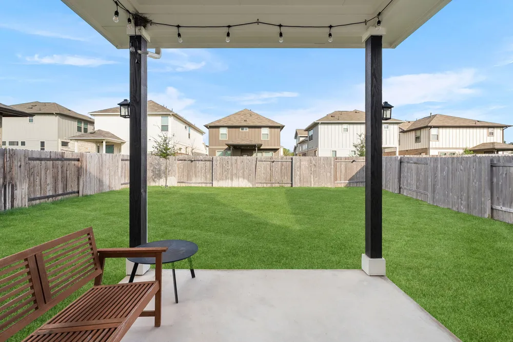 195 White Horses Drive Kyle, TX 78640