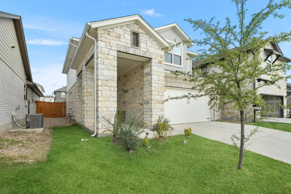 195 White Horses Drive Kyle, TX 78640