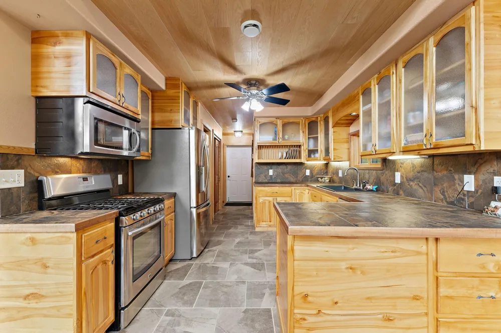 3300 Breezy Point Road Tower, MN 55790