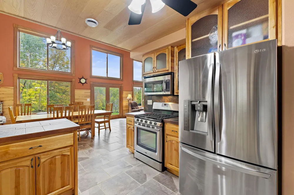 3300 Breezy Point Road Tower, MN 55790