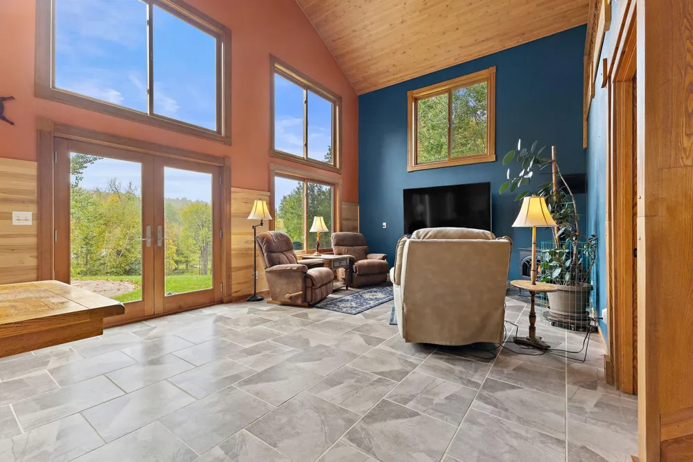 3300 Breezy Point Road Tower, MN 55790