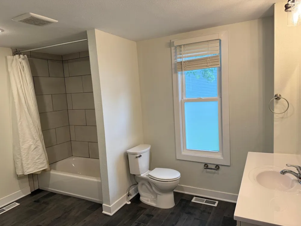 436 Adams Street SE Hutchinson, MN 55350