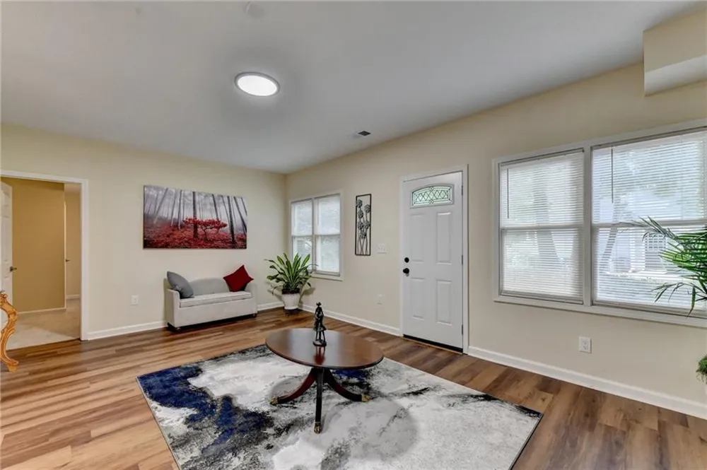 3260 Wood Springs Trace Lilburn, GA 30047