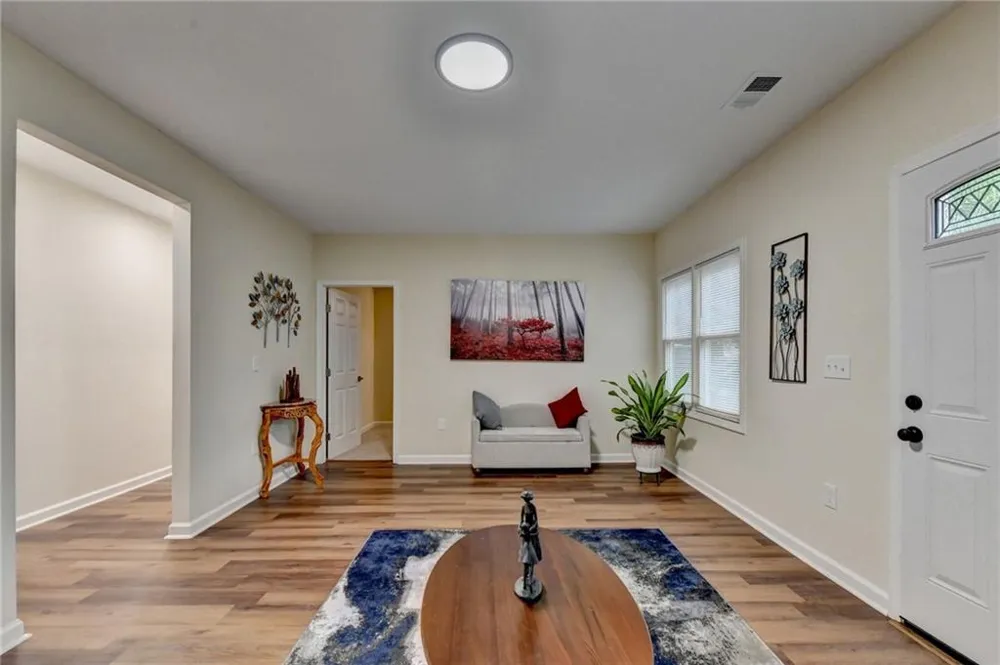 3260 Wood Springs Trace Lilburn, GA 30047