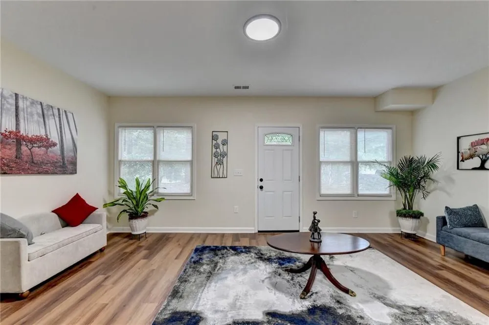 3260 Wood Springs Trace Lilburn, GA 30047