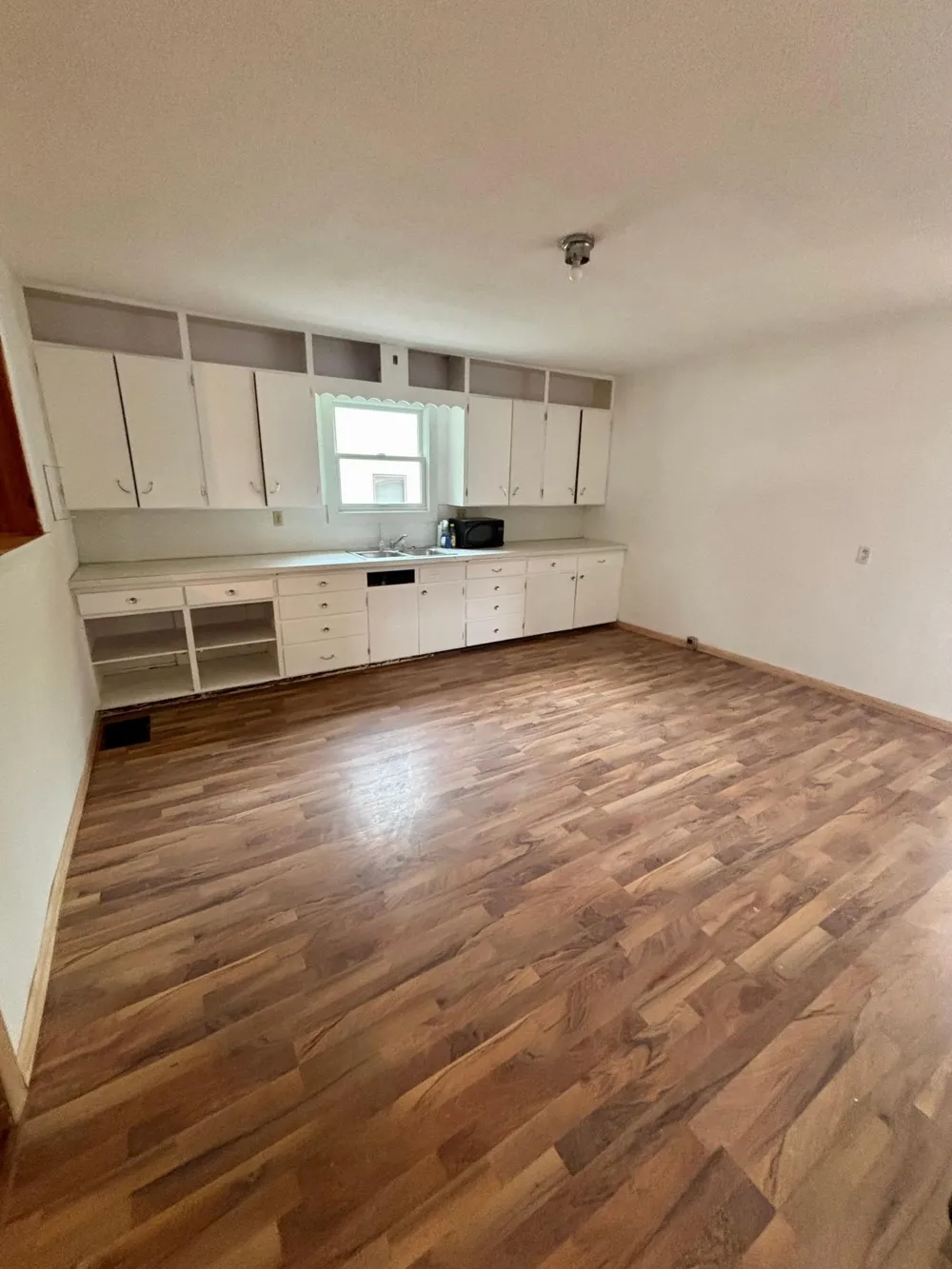 416 Elm Avenue Westbrook, MN 56183