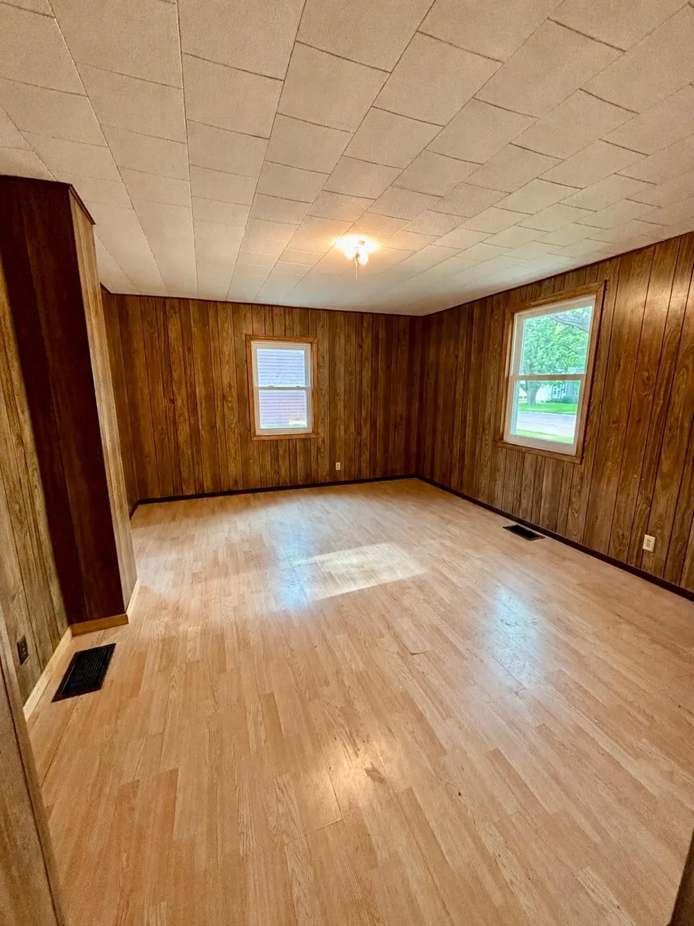 416 Elm Avenue Westbrook, MN 56183