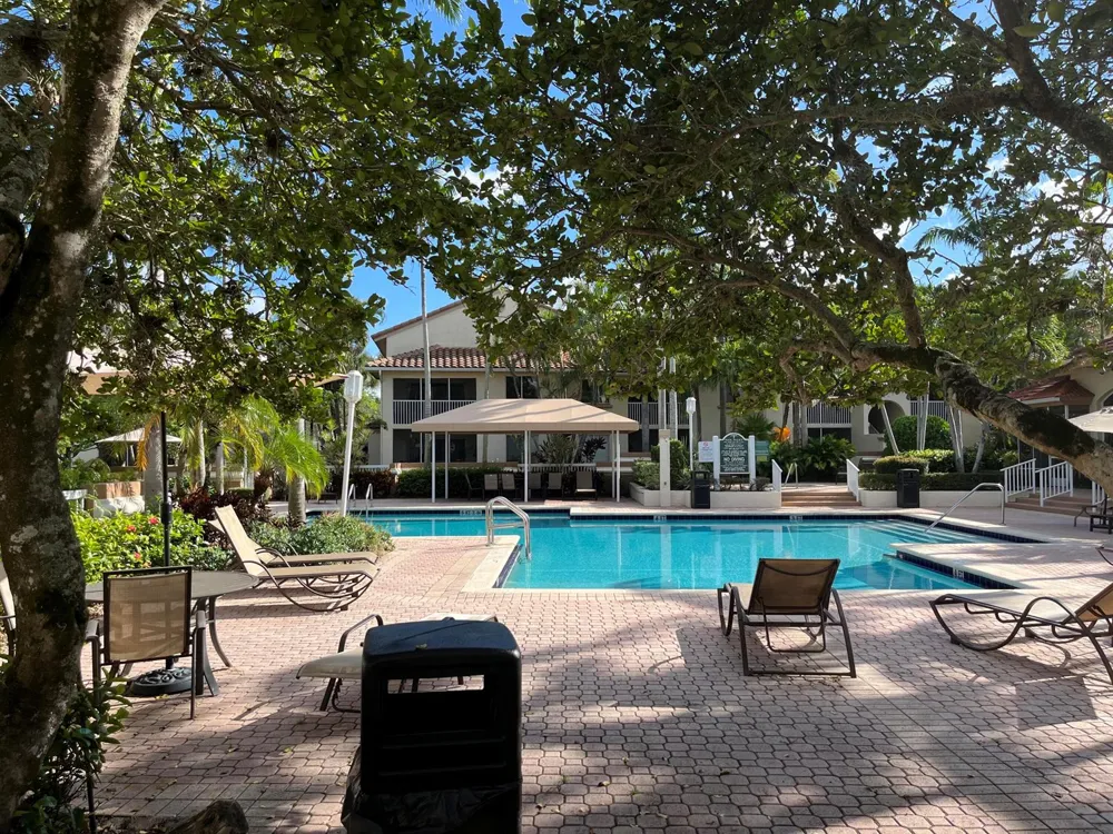 18106 Glenmoor Drive West Palm Beach, FL 33409