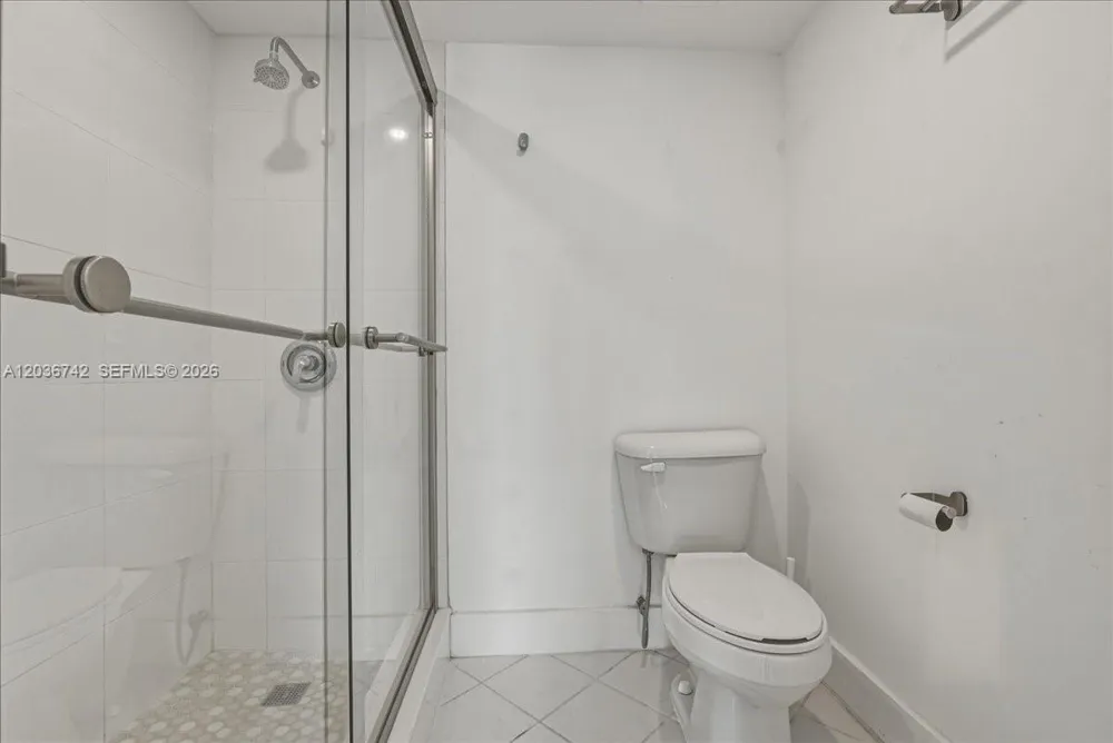 9381 E Bay Harbor Dr #404S Bay Harbor Islands, FL 33154