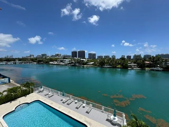 9381 E Bay Harbor Dr #404S Bay Harbor Islands, FL 33154