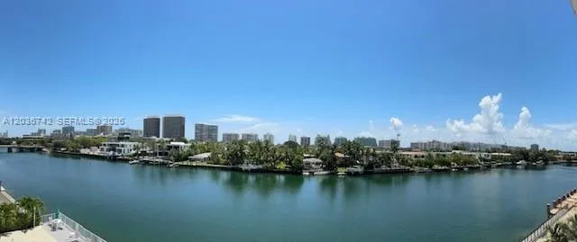 9381 E Bay Harbor Dr #404S Bay Harbor Islands, FL 33154