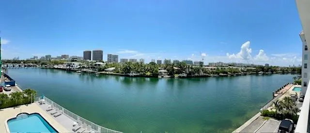9381 E Bay Harbor Dr #404S Bay Harbor Islands, FL 33154