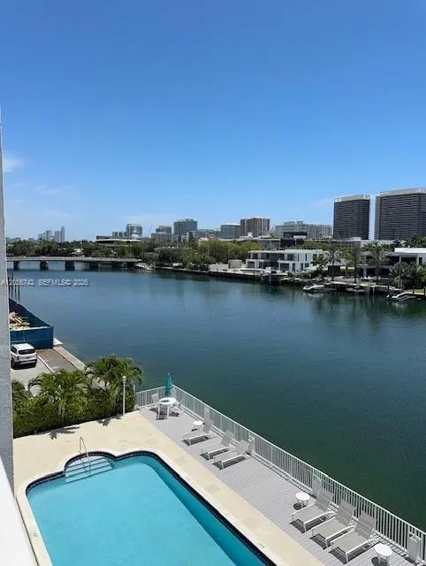 9381 E Bay Harbor Dr #404S Bay Harbor Islands, FL 33154