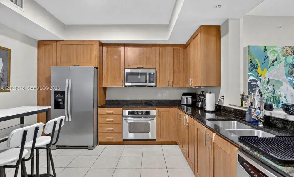 3340 NE 190th St #402 Aventura, FL 33180