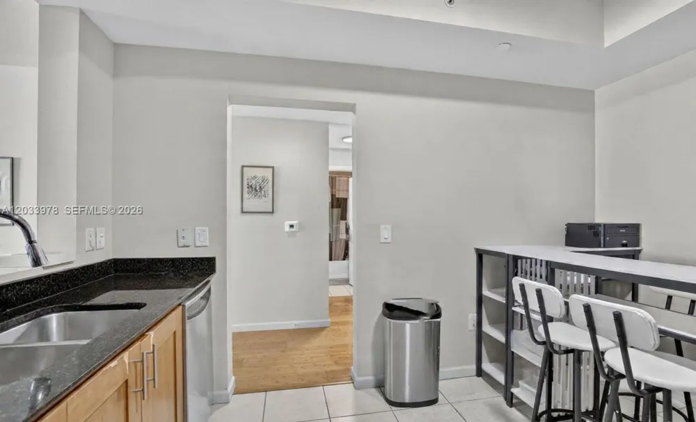 3340 NE 190th St #402 Aventura, FL 33180