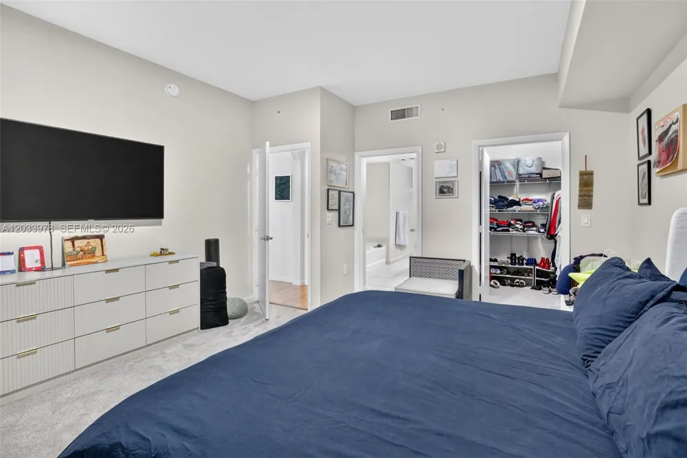 3340 NE 190th St #402 Aventura, FL 33180