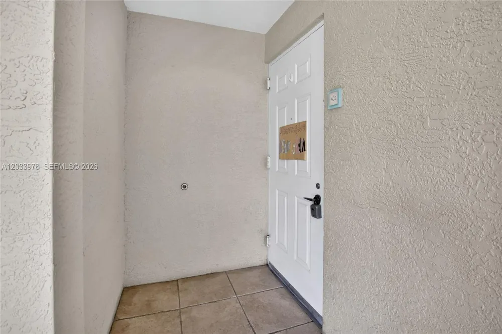 3340 NE 190th St #402 Aventura, FL 33180