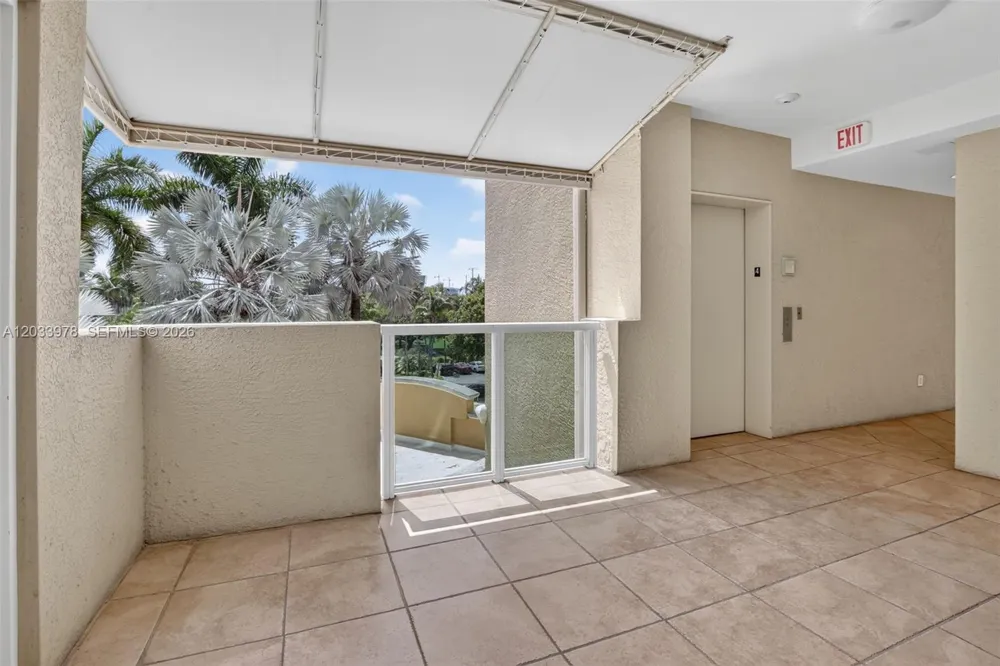 3340 NE 190th St #402 Aventura, FL 33180