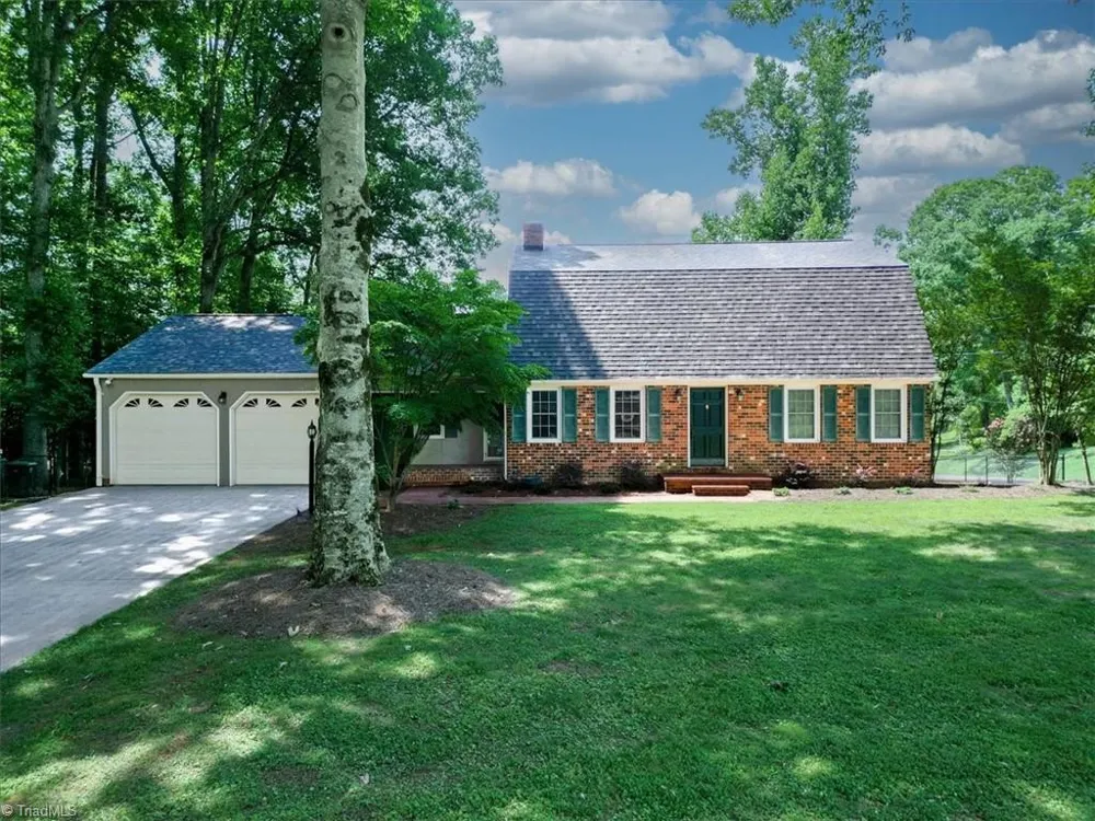 223 Knollwood Drive Elkin, NC 28621