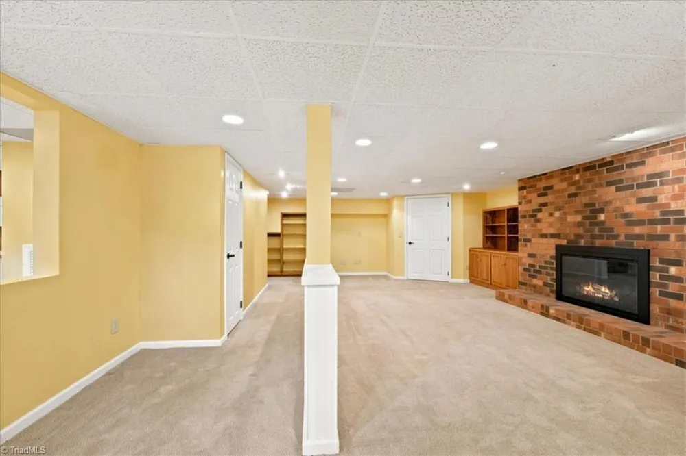 223 Knollwood Drive Elkin, NC 28621