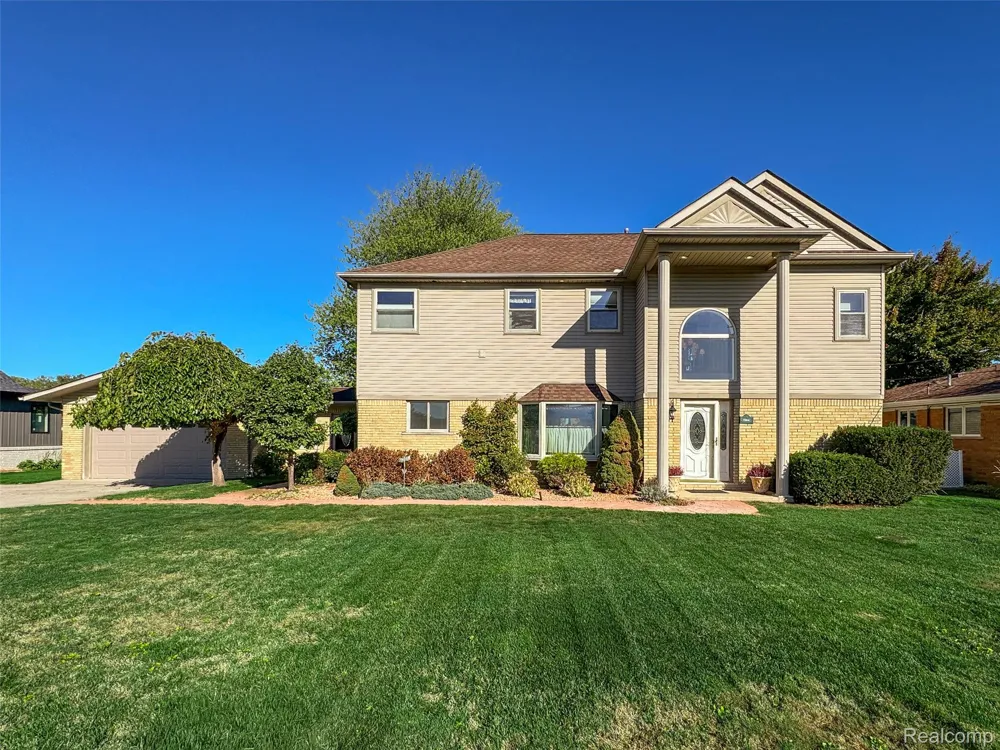 7214 Cardinal Street Clay Township, MI 48001