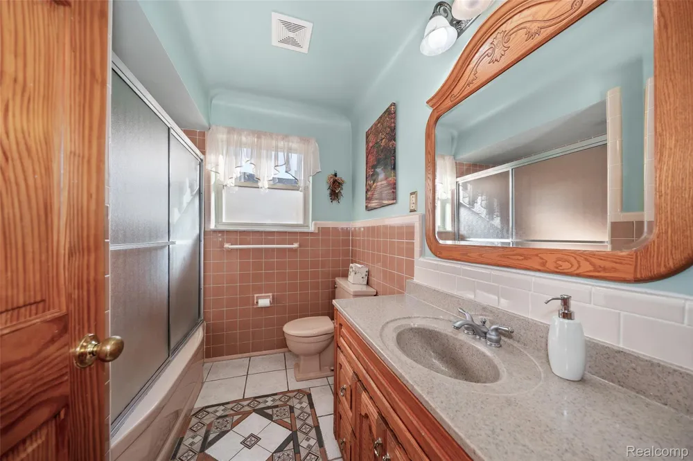 7214 Cardinal Street Clay Township, MI 48001