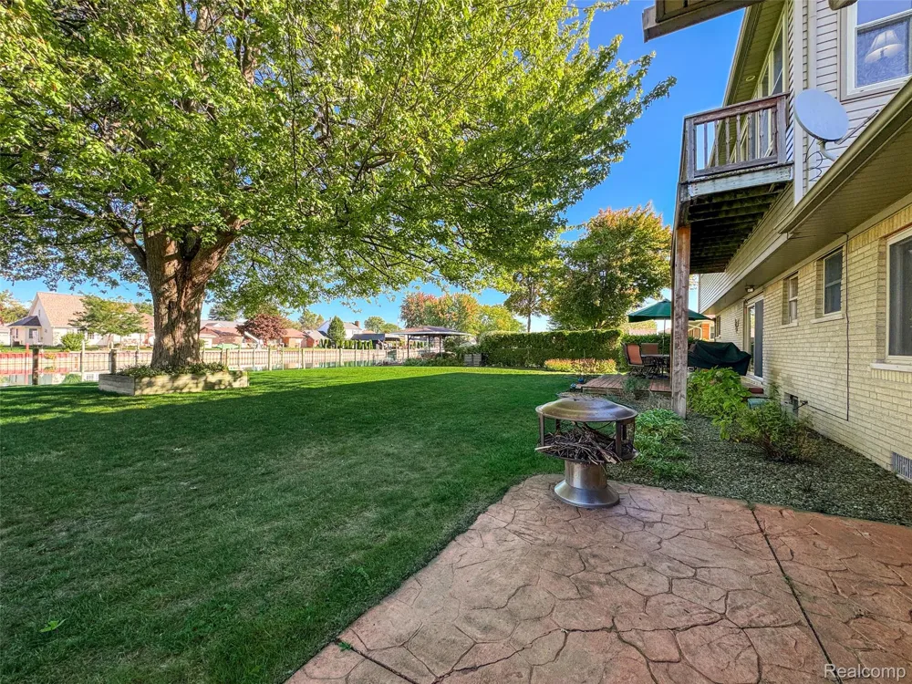 7214 Cardinal Street Clay Township, MI 48001