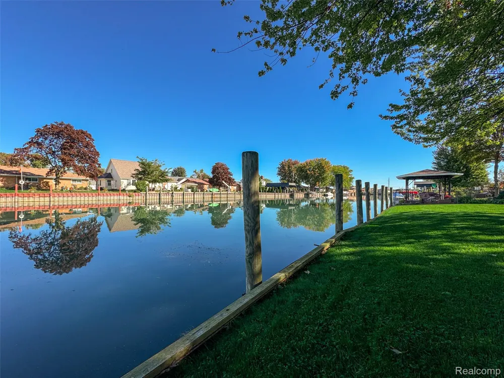 7214 Cardinal Street Clay Township, MI 48001