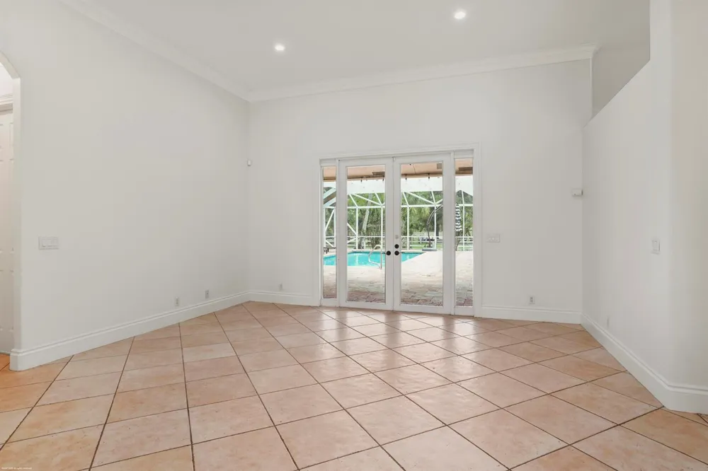 2560 Buck Ridge Trail Loxahatchee, FL 33470
