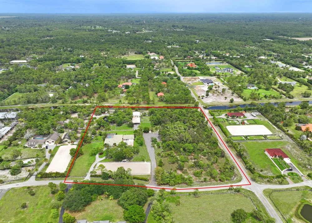 2560 Buck Ridge Trail Loxahatchee, FL 33470