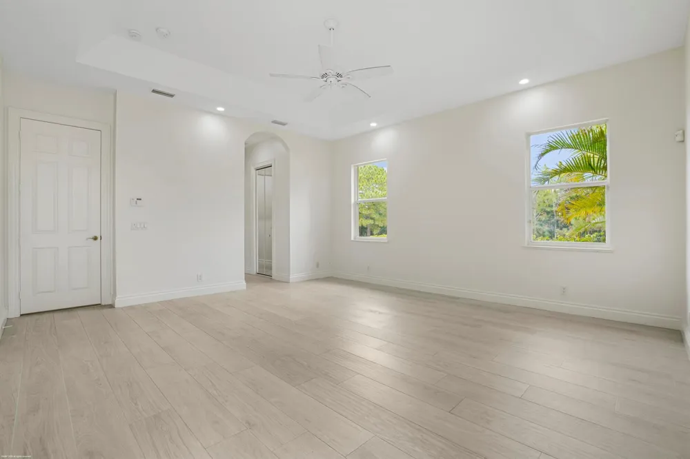 2560 Buck Ridge Trail Loxahatchee, FL 33470