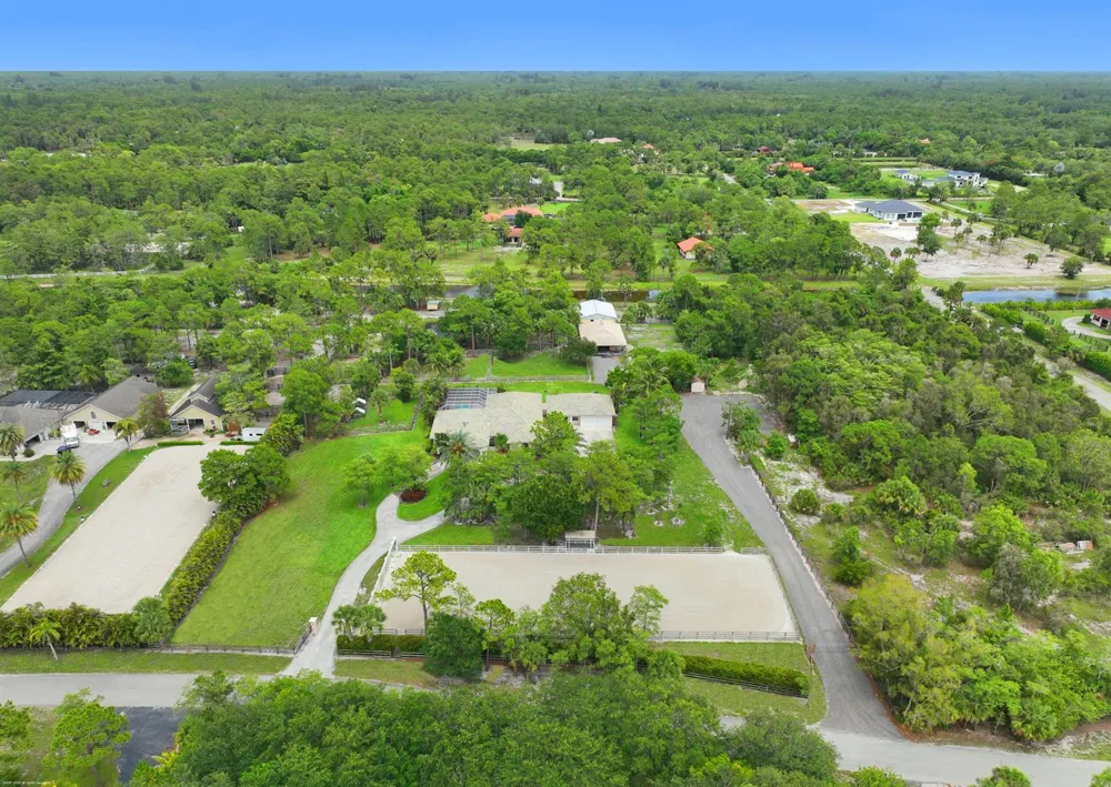 2560 Buck Ridge Trail Loxahatchee, FL 33470