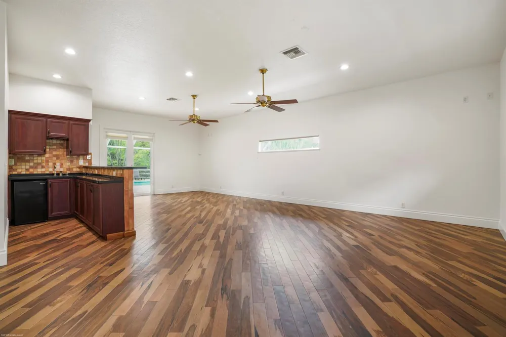2560 Buck Ridge Trail Loxahatchee, FL 33470