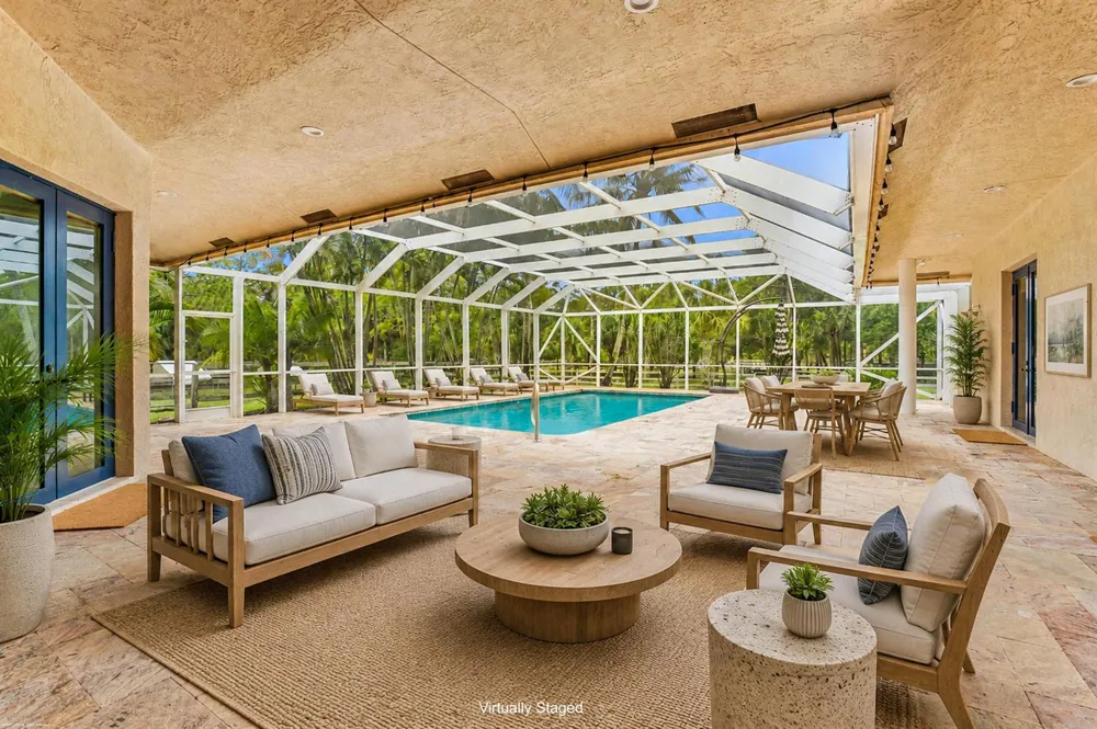 2560 Buck Ridge Trail Loxahatchee, FL 33470