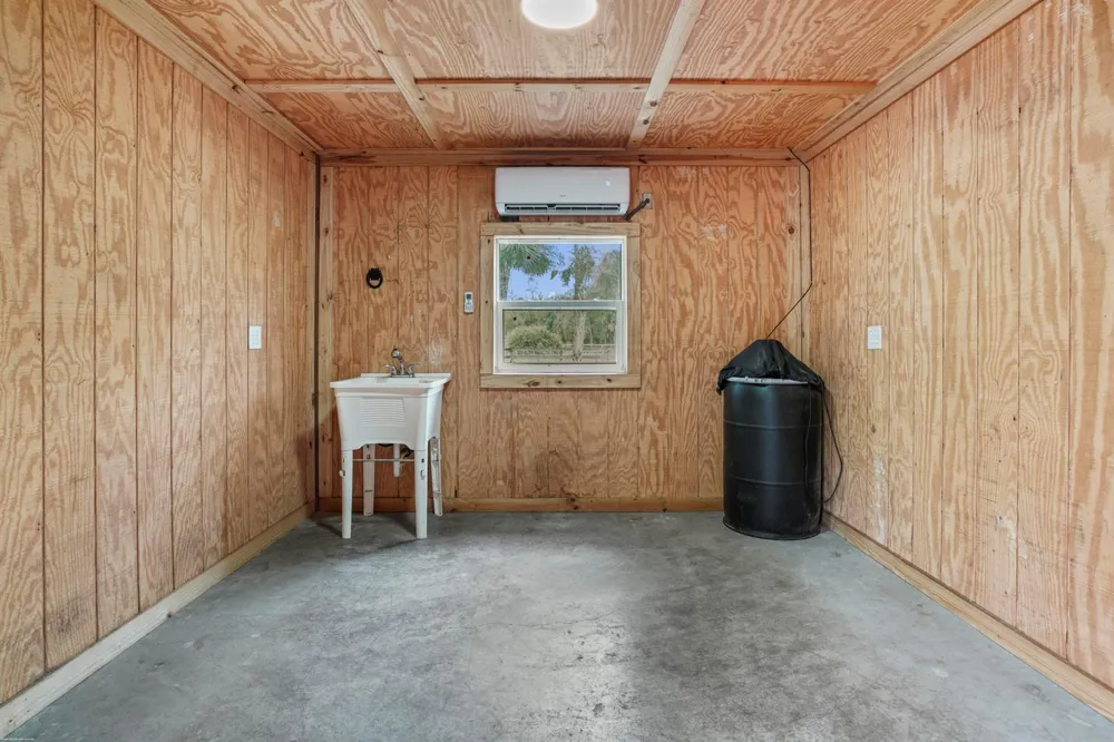 2560 Buck Ridge Trail Loxahatchee, FL 33470