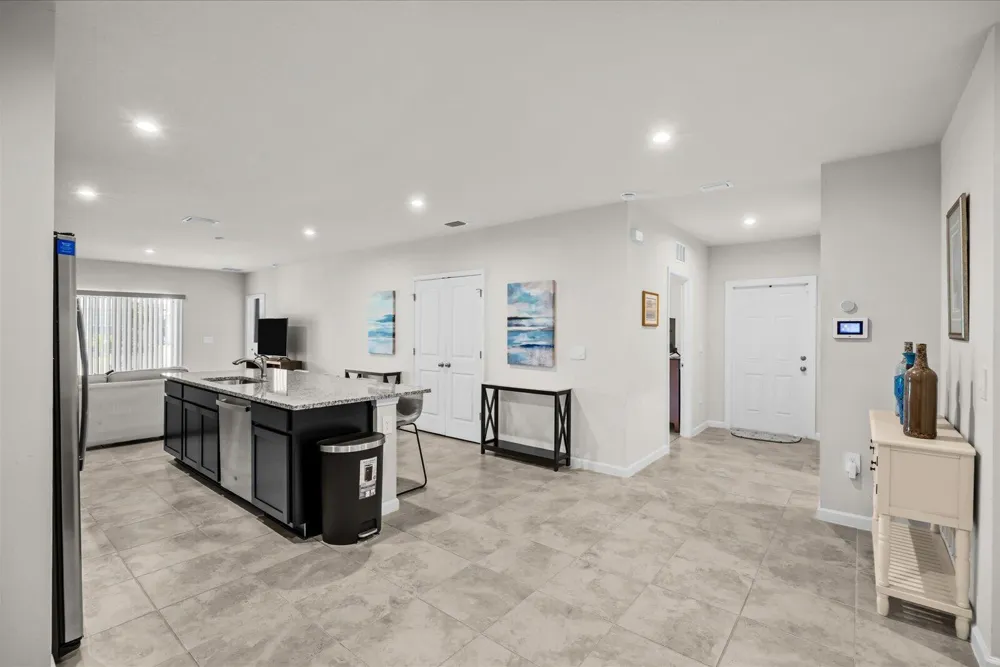 843 Persimmon Place Fort Pierce, FL 34981
