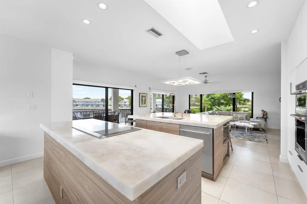 1102 Highland Beach Drive #2w Highland Beach, FL 33487